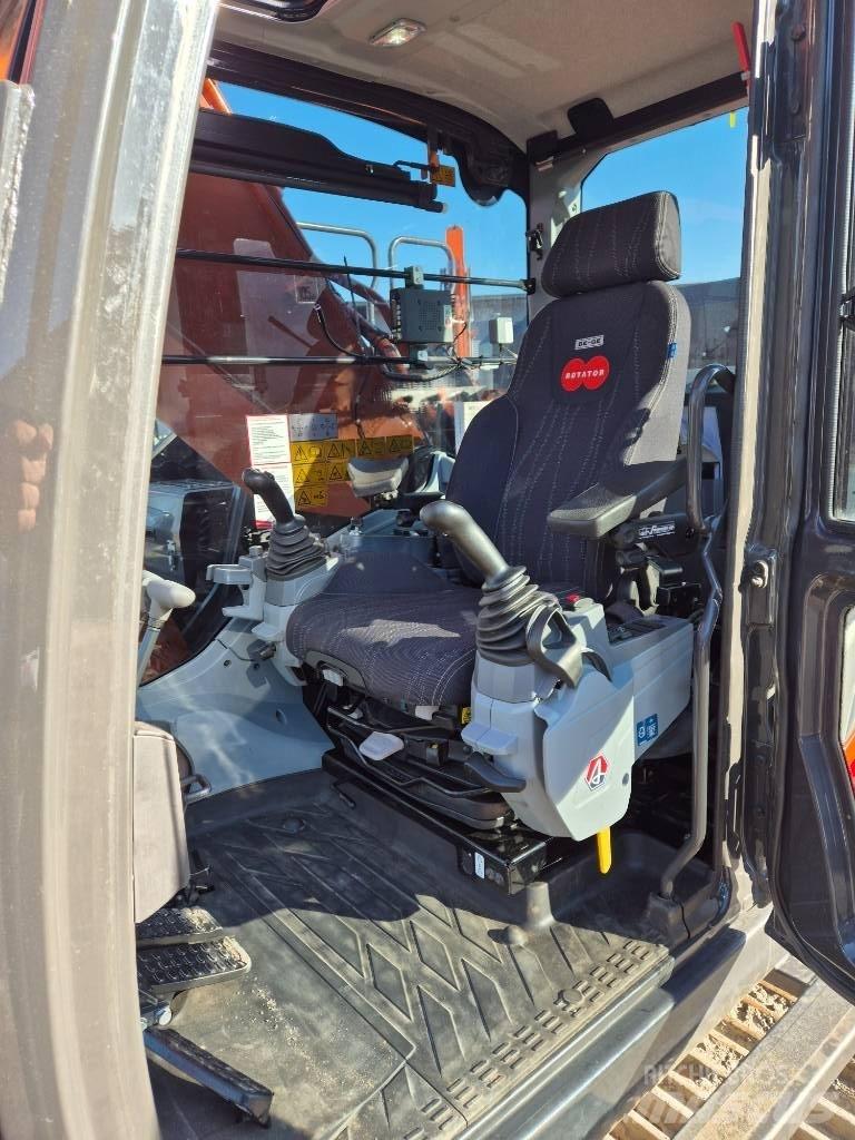 Hitachi ZX350LC-7 Bageri guseničari