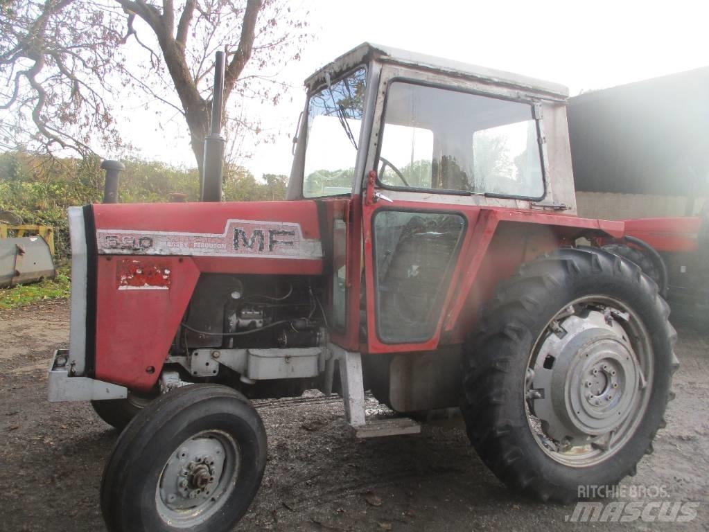 Massey Ferguson 590 Traktori