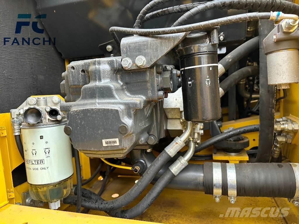 Komatsu PC 210-8 Bageri guseničari