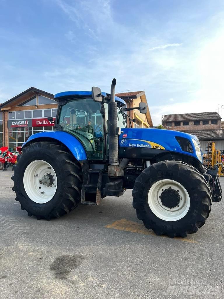 New Holland T 7060 Traktori