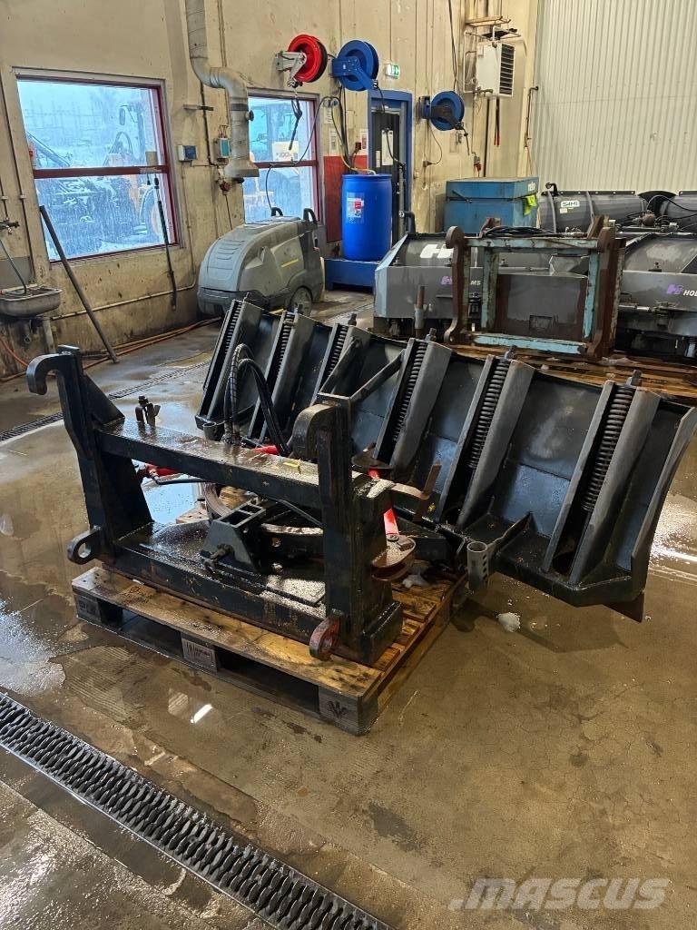  Diagonalblad 240 Snežne daske i plugovi