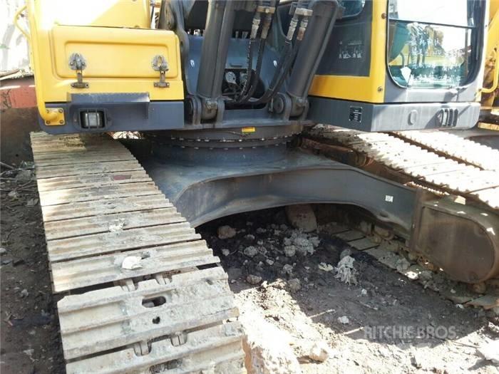 Volvo EC 240 B LC Bageri guseničari