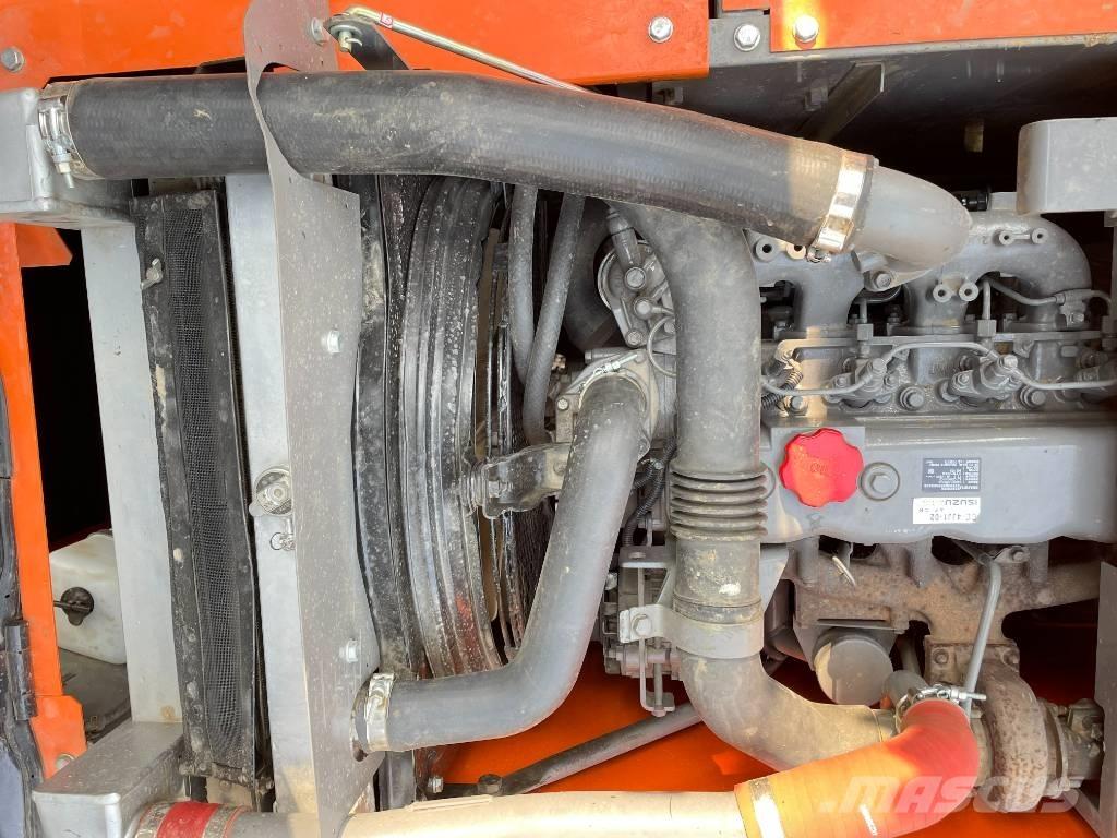 Hitachi 120 Bageri guseničari