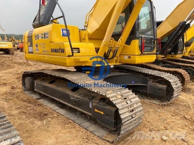 Komatsu PC200-7 Bageri guseničari