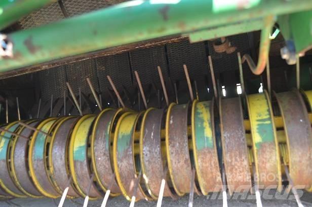 John Deere 592 Prese/balirke za rolo bale