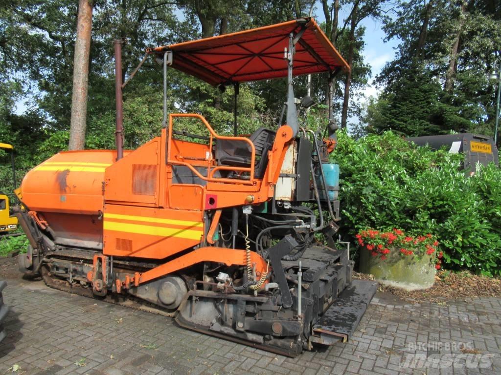 Demag DF 65 C  DF 115 Asfaltni finišeri