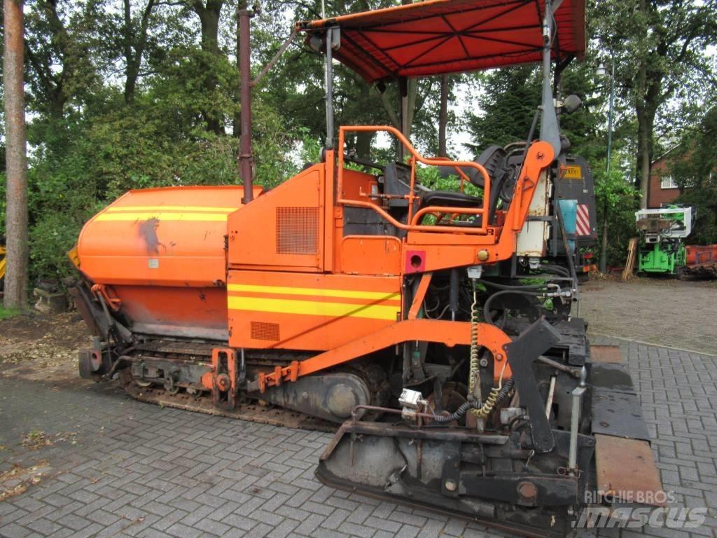 Demag DF 65 C  DF 115 Asfaltni finišeri