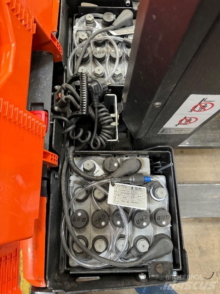 Toyota SWE080L Ručni električni viljuškar