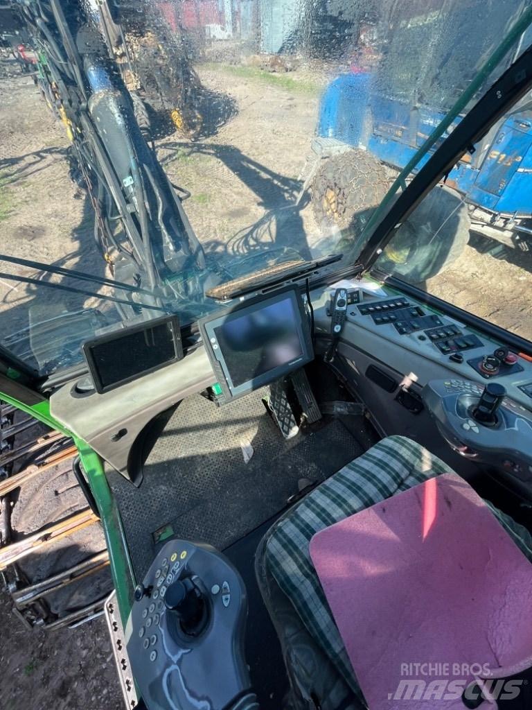 John Deere 1070 D Harversteri