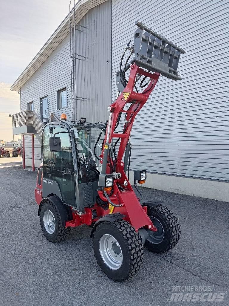 Weidemann 1280 Višenamenski utovarivači