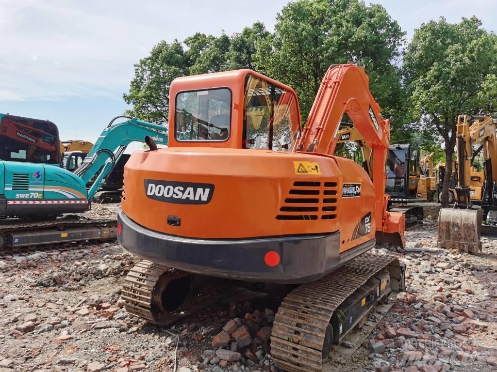 Doosan DX75 Midi bageri 7t – 12t