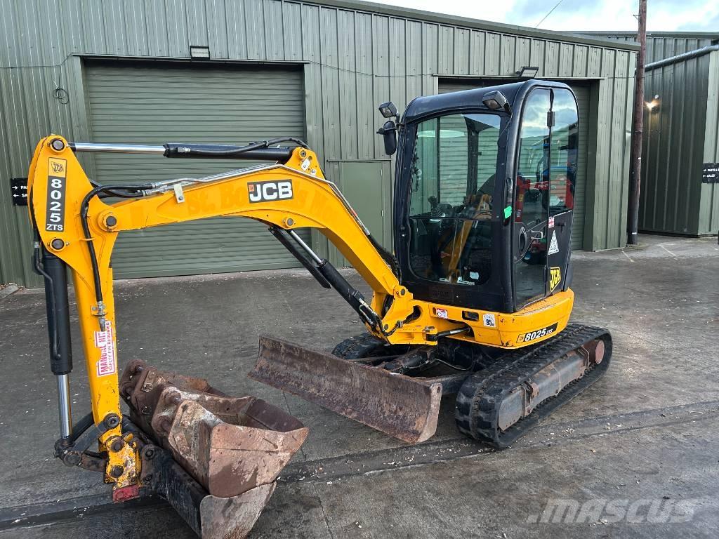 JCB 8025 ZTS Mini bageri < 7t