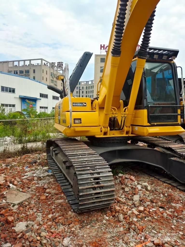 Komatsu PC 210 Bageri guseničari
