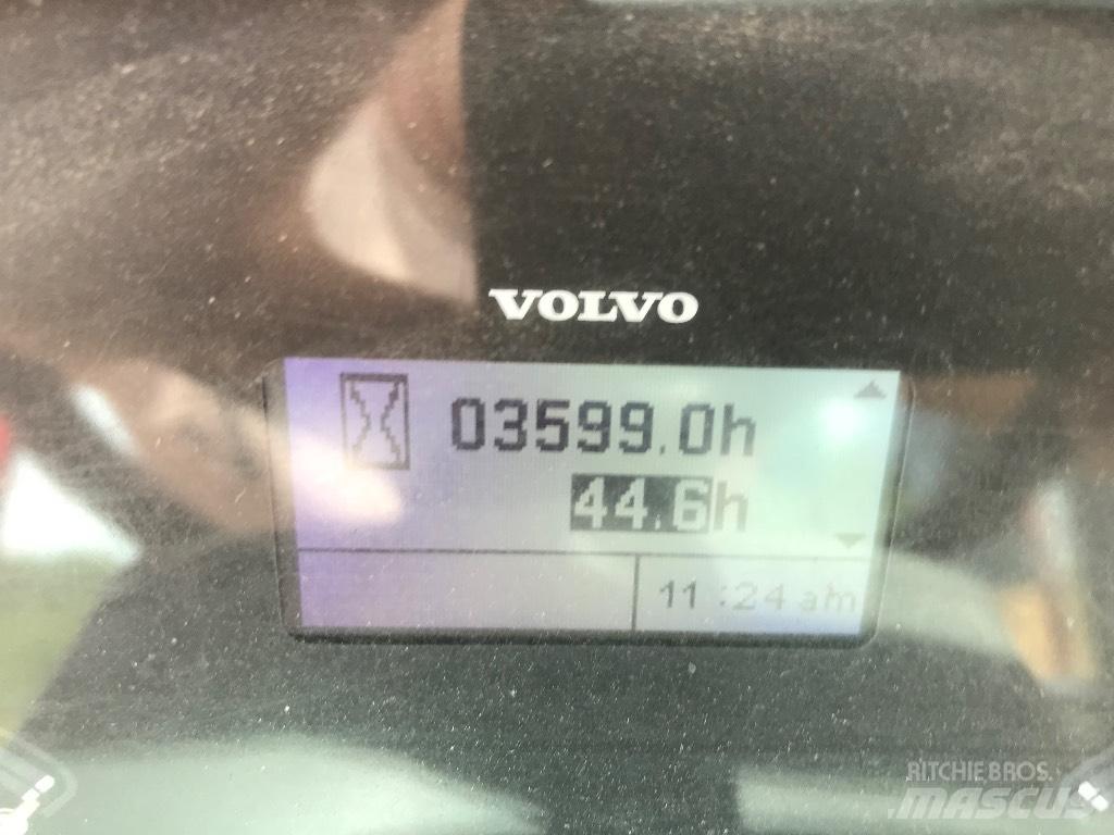 Volvo L 30 G Utovarivači na točkove