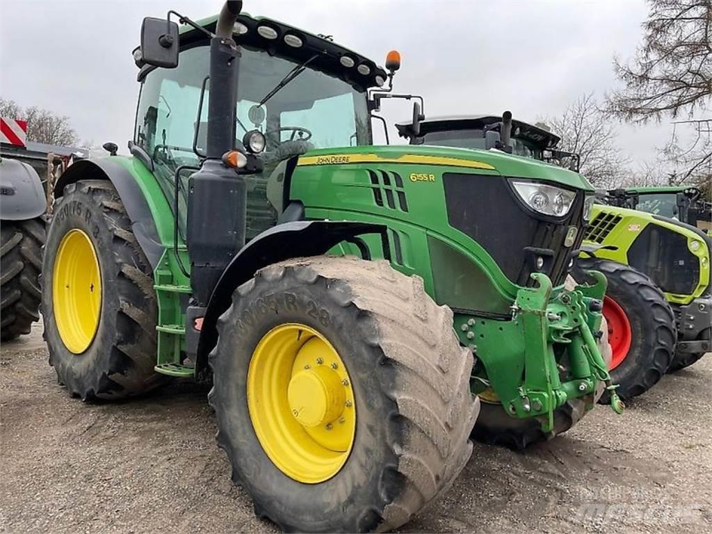 John Deere 6155R Traktori