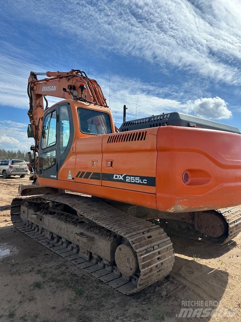 Doosan DX 255 LC Bageri guseničari