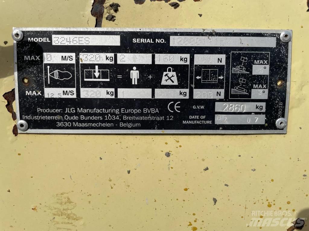 JLG 3246 ES Makazaste platforme