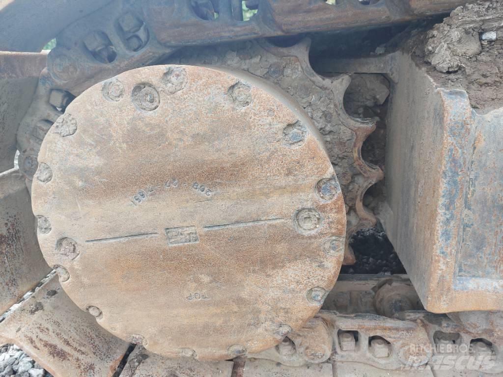 Komatsu PC490LC-11 Bageri guseničari