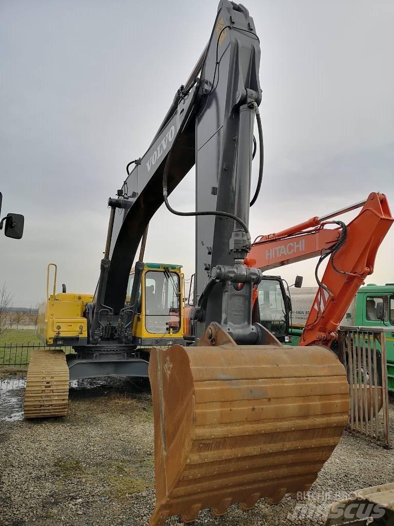 Volvo EC 290 B LC Bageri guseničari