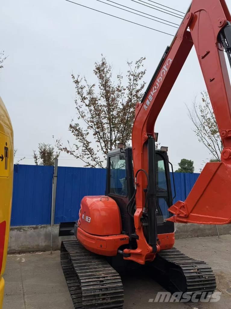Kubota 163 Bageri guseničari