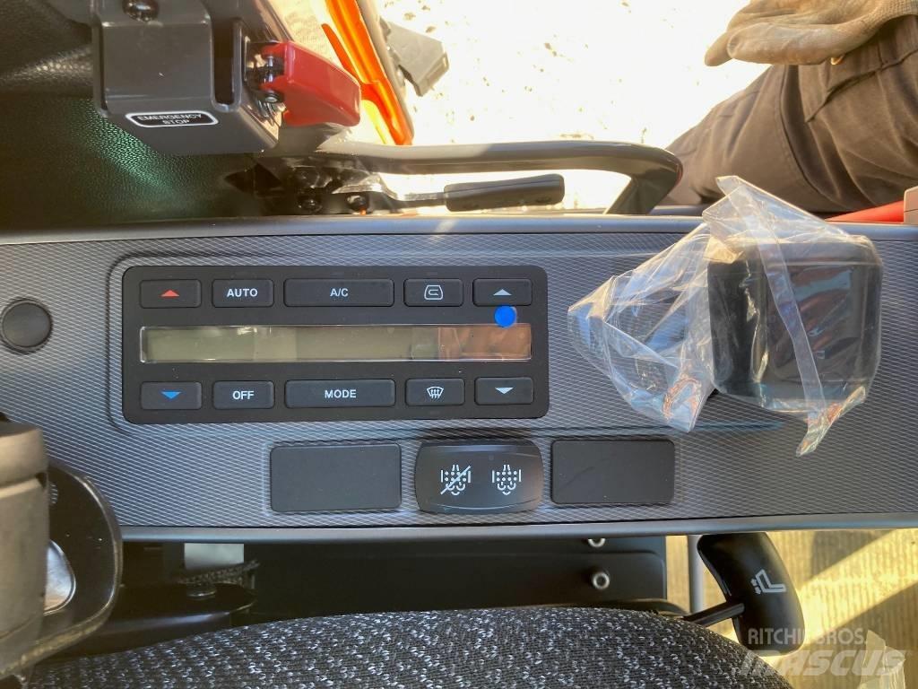 Develon DX 85 R-7 Midi bageri 7t – 12t