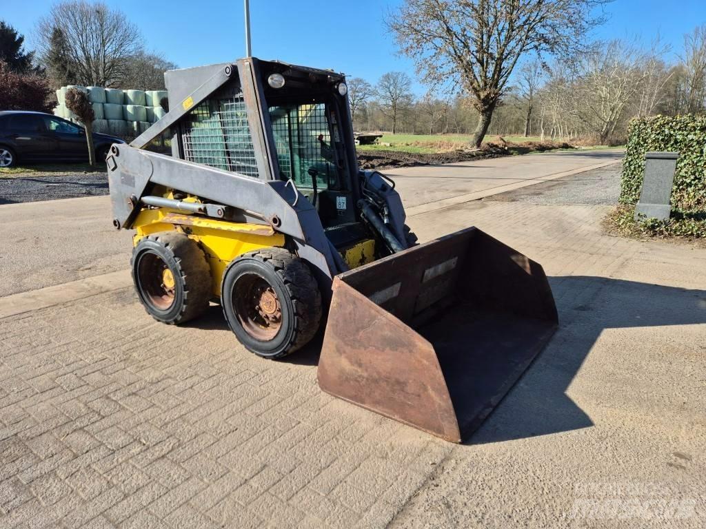 New Holland LS 160 Skid steer mini utovarivači