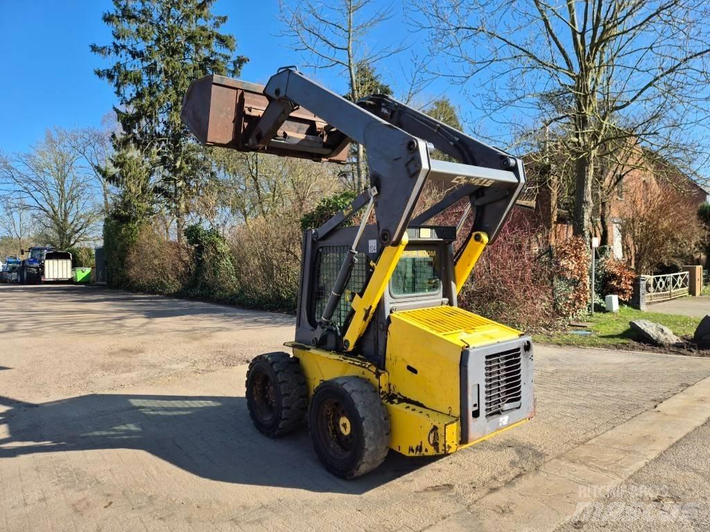 New Holland LS 160 Skid steer mini utovarivači