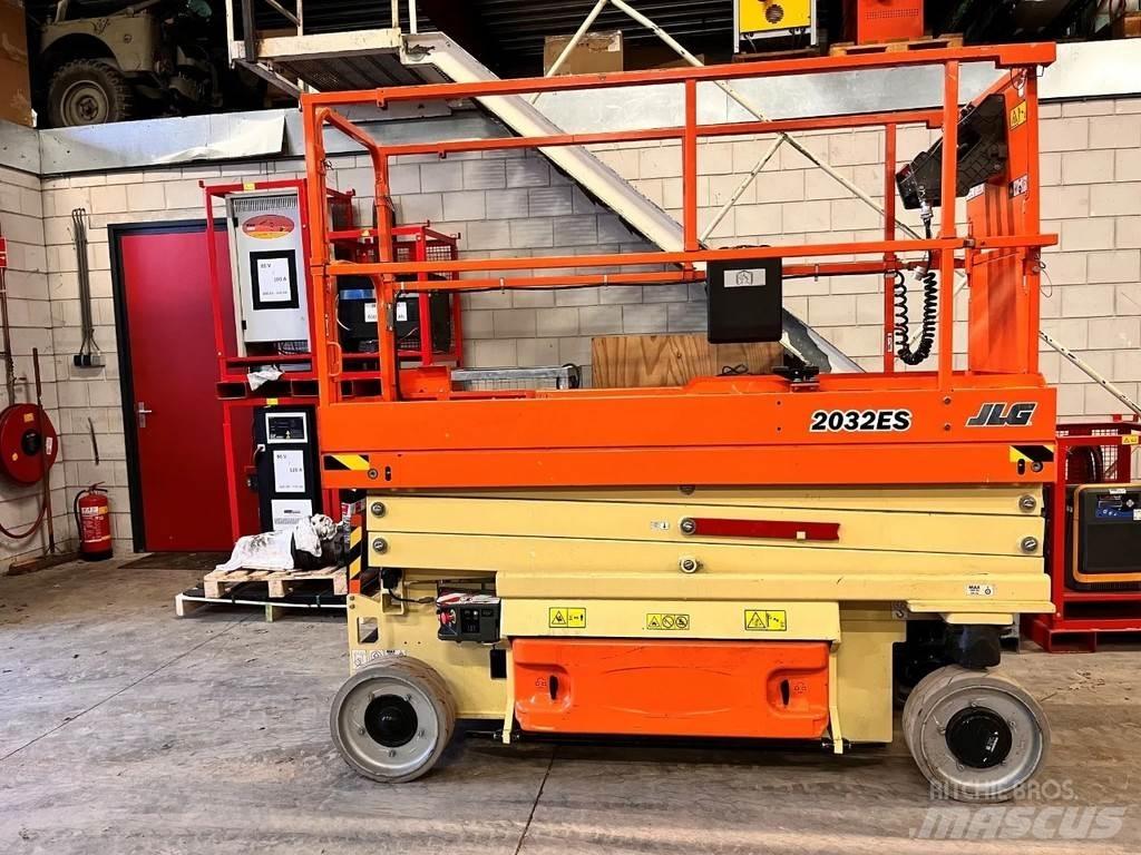JLG 2032ES Makazaste platforme