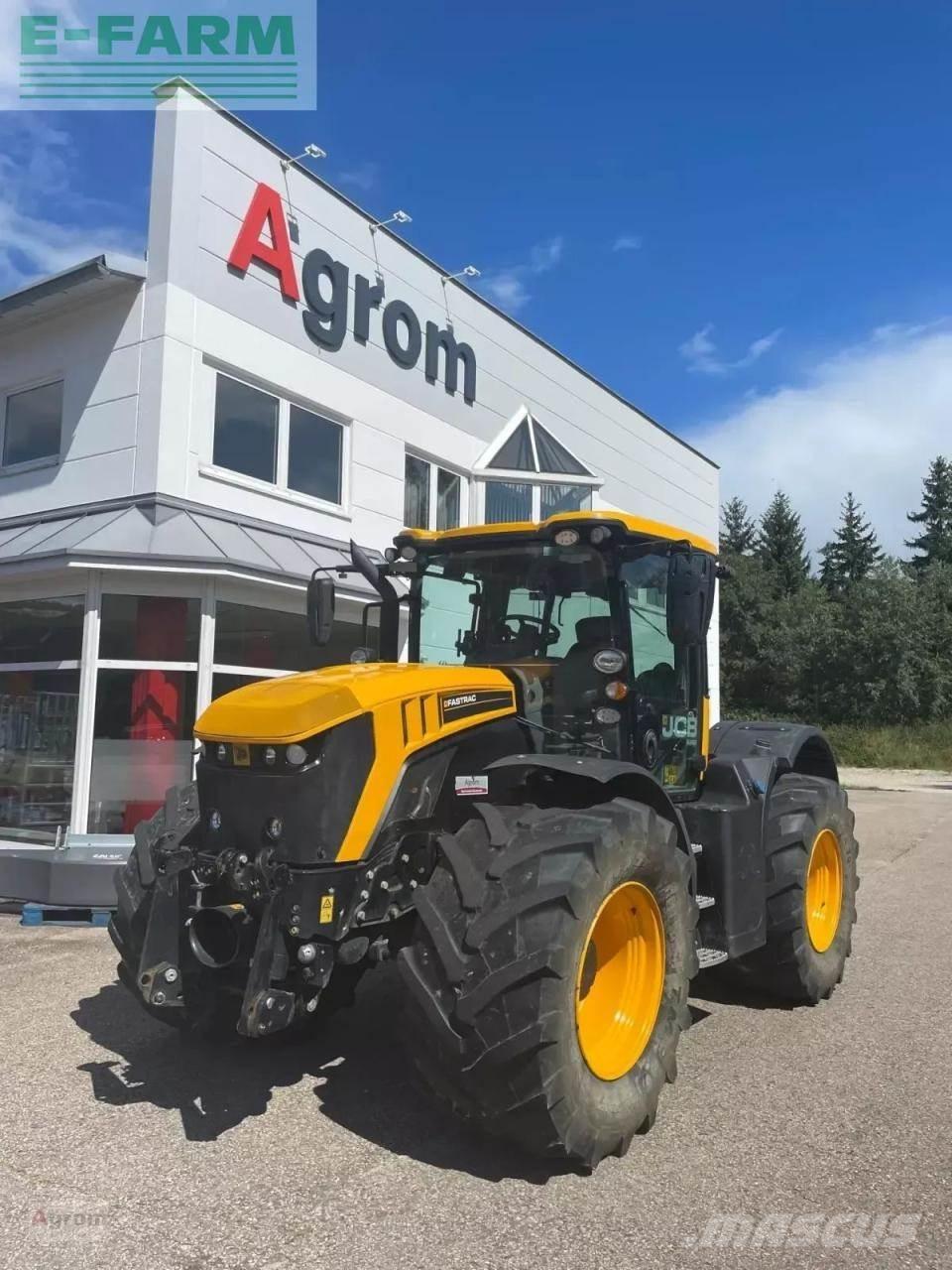 JCB fastrac 4220 Traktori