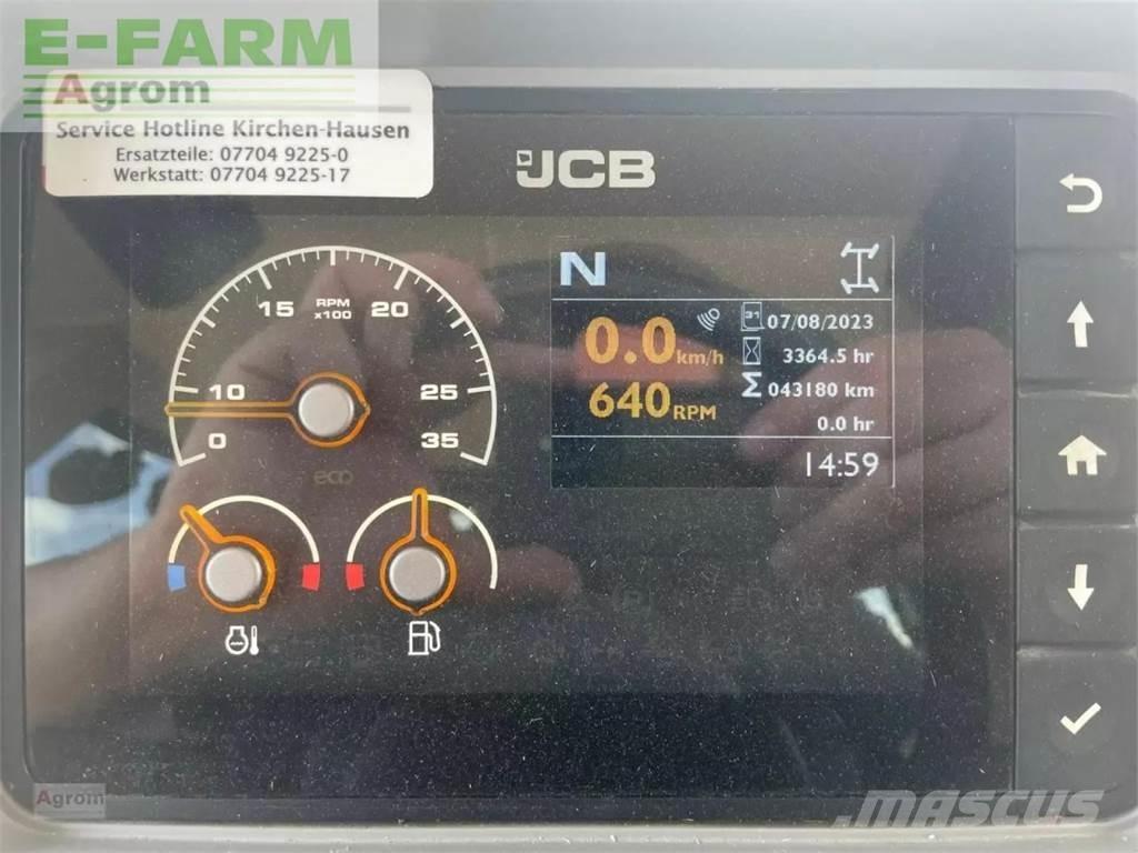 JCB fastrac 4220 Traktori