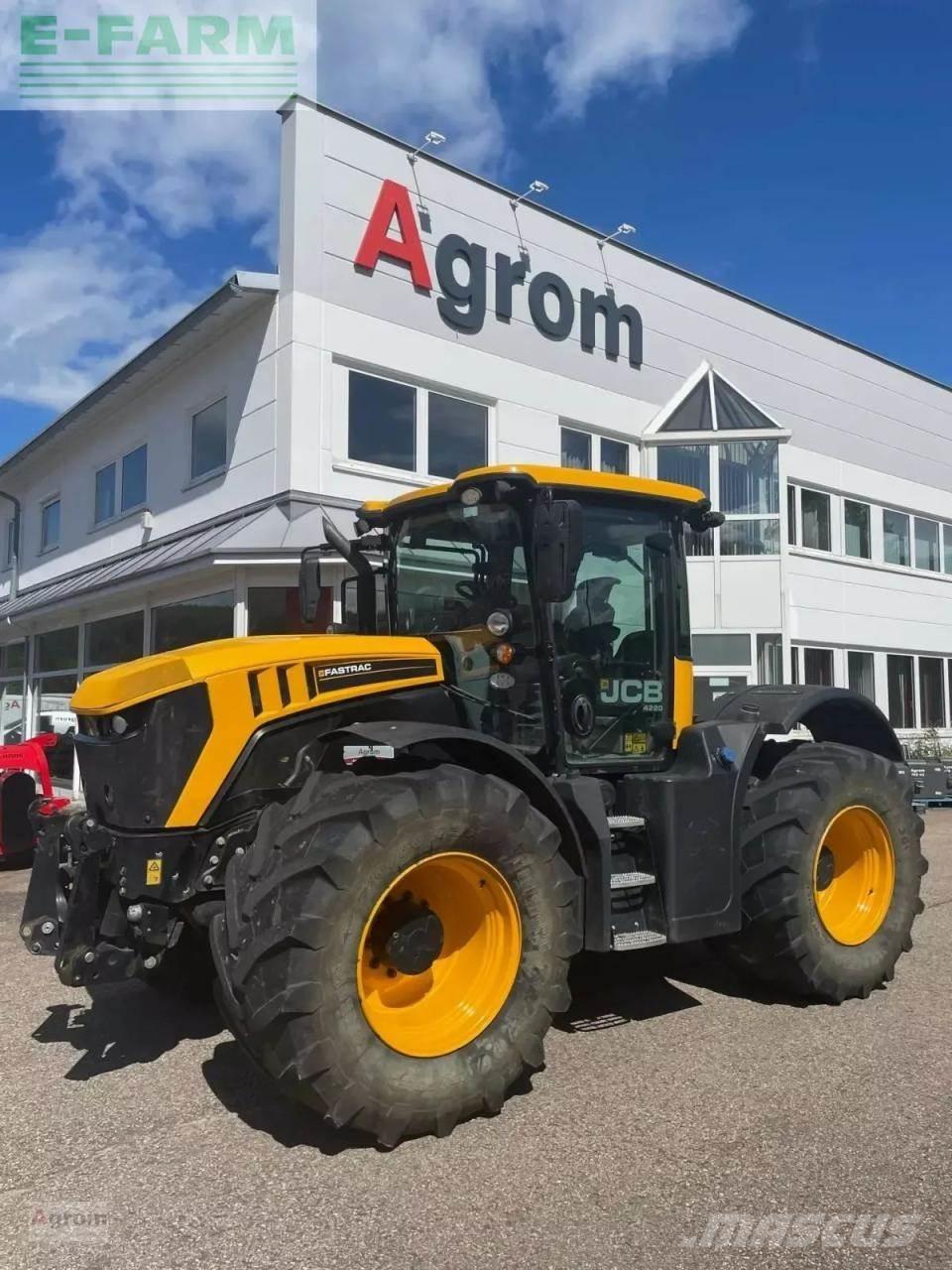 JCB fastrac 4220 Traktori