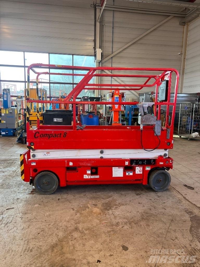 Haulotte Compact 8 Makazaste platforme