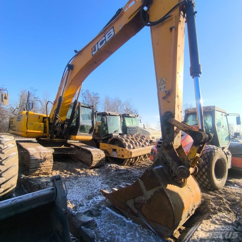 JCB JS300nc Bageri guseničari