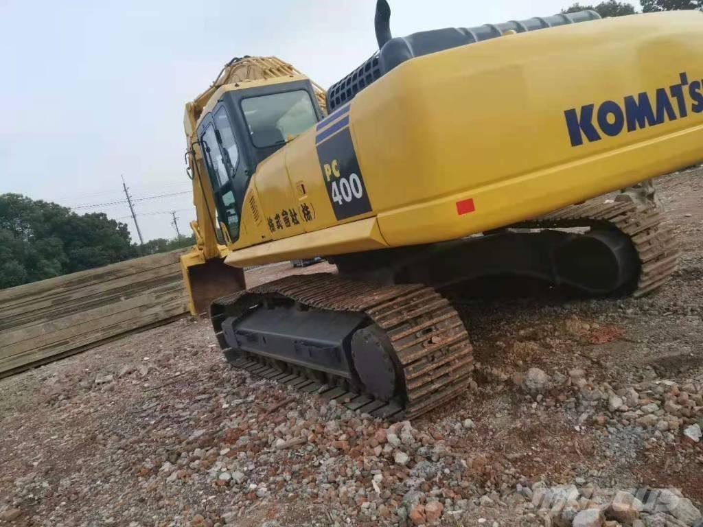 Komatsu Komatsu Bageri guseničari