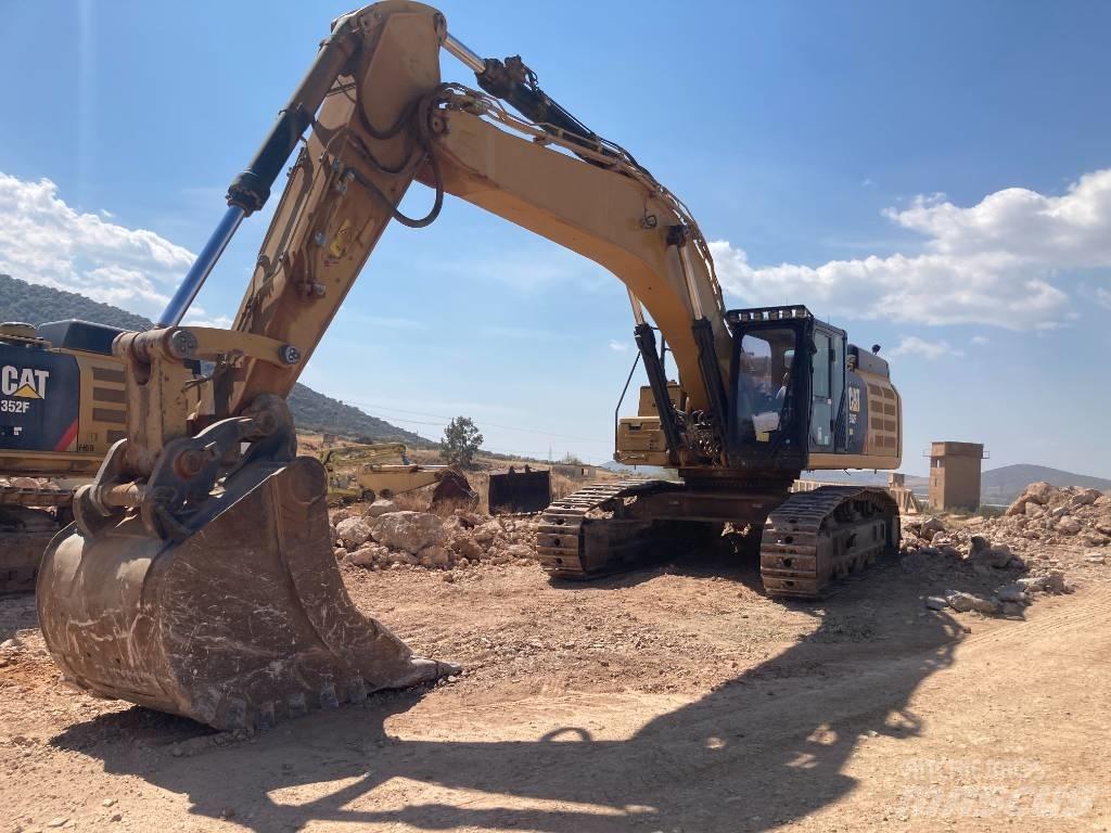 CAT 352 F Bageri guseničari