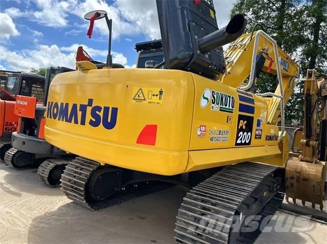 Komatsu PC 200-8 Bageri guseničari