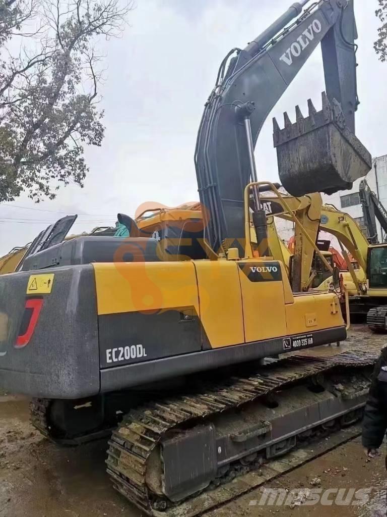 Volvo EC 200 Bageri guseničari