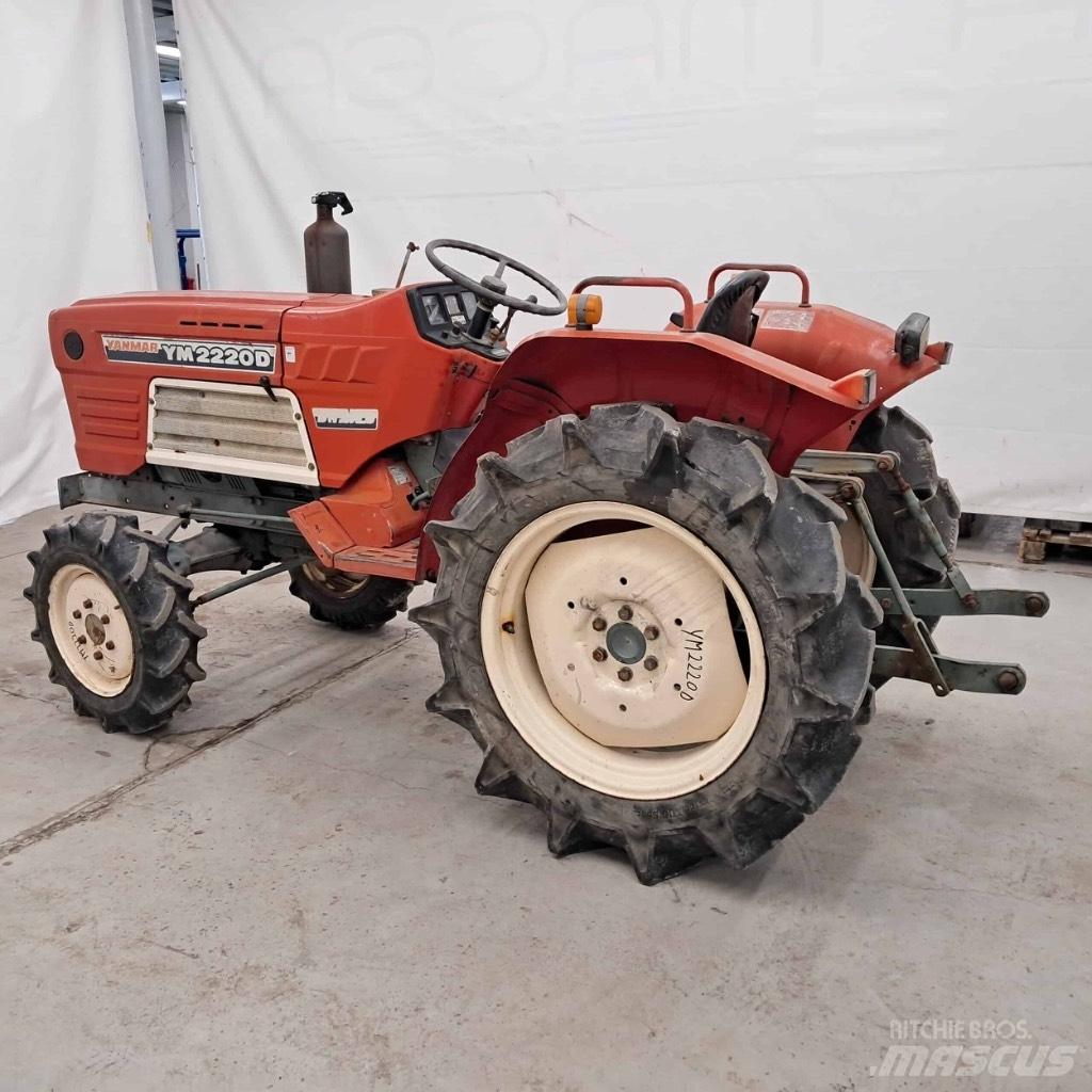 Yanmar YM 2220D Traktori