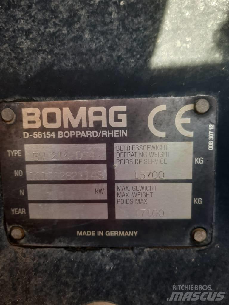 Bomag BW 216 D-4 Nabijači zemlje