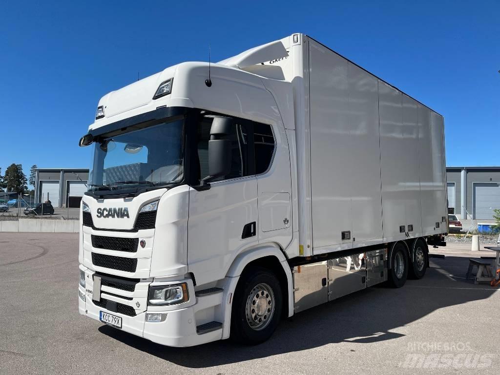 Scania R590 Sanduk kamioni