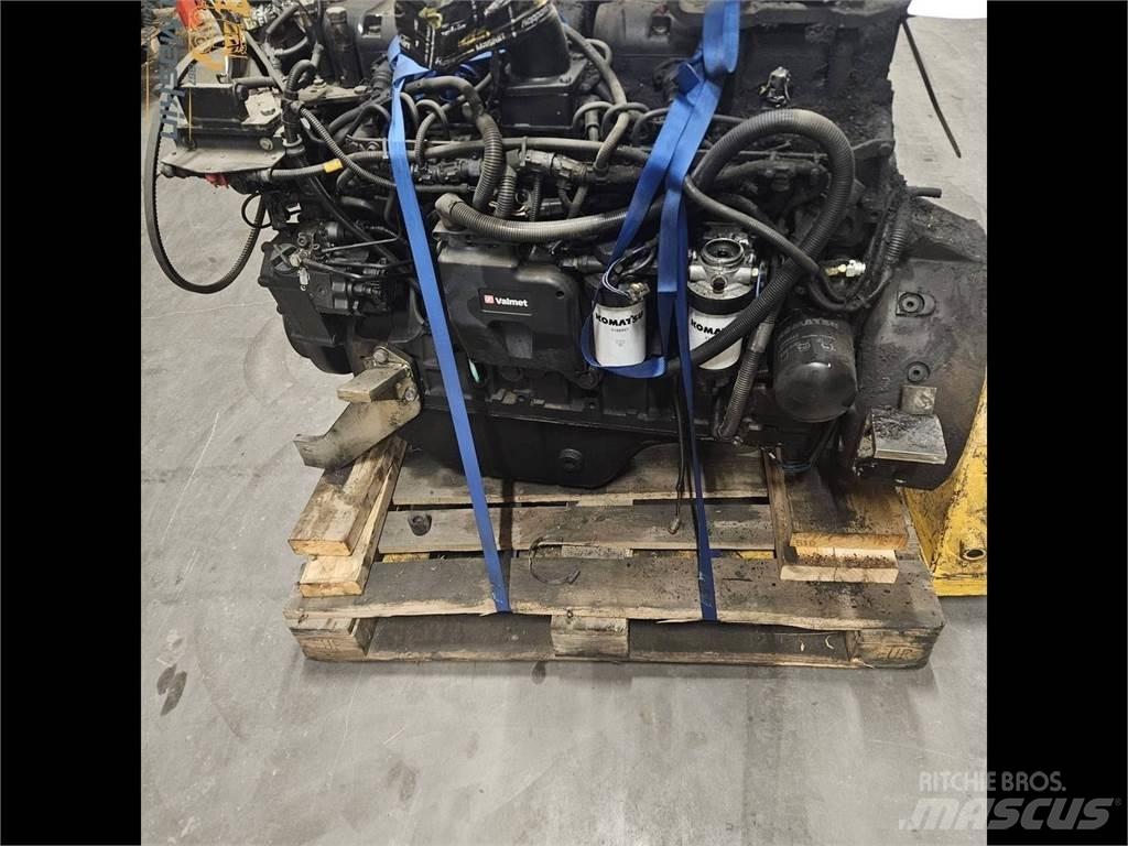 Komatsu Sisu Motori