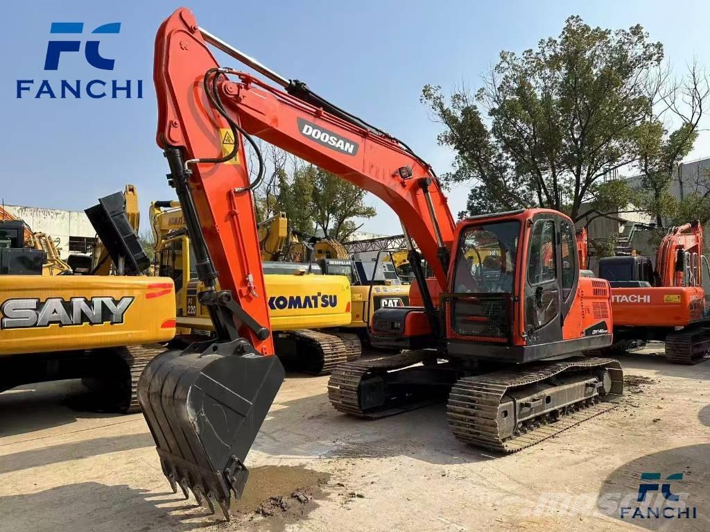 Doosan DX 140 LC Bageri guseničari