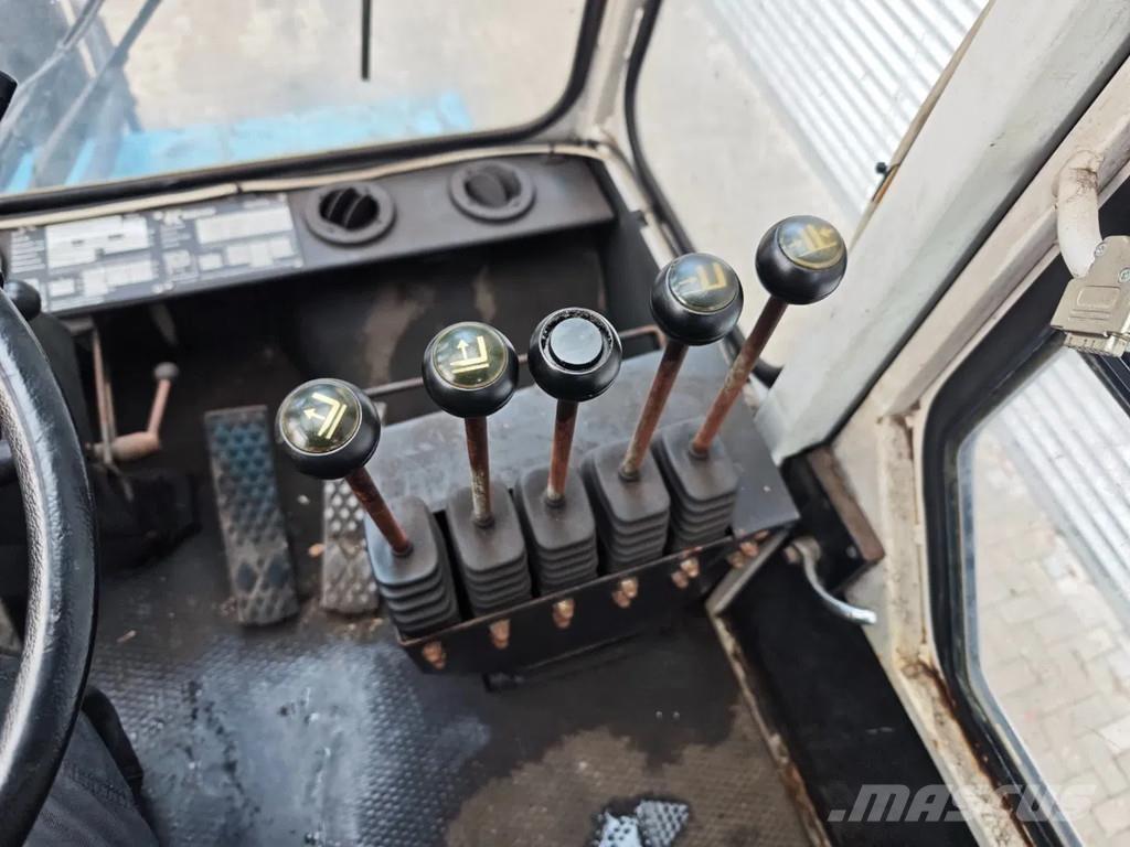 Kalmar DC 32-1200 Dizelski viljuškari