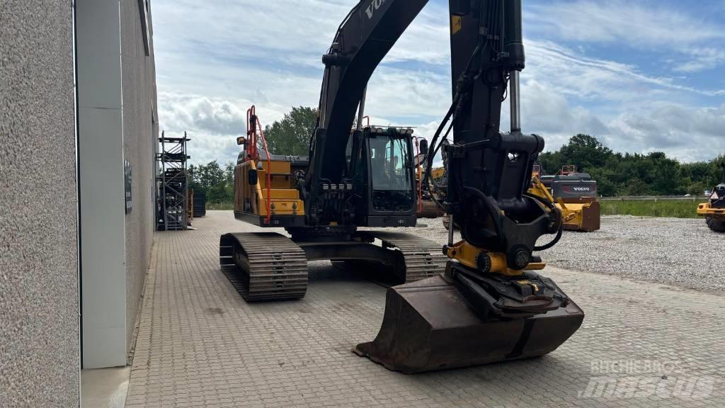 Volvo EC250EL Bageri guseničari