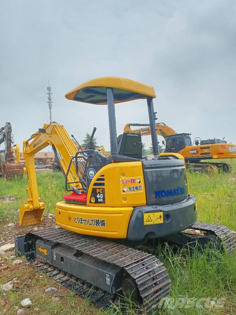 Komatsu PC 40 Bageri guseničari
