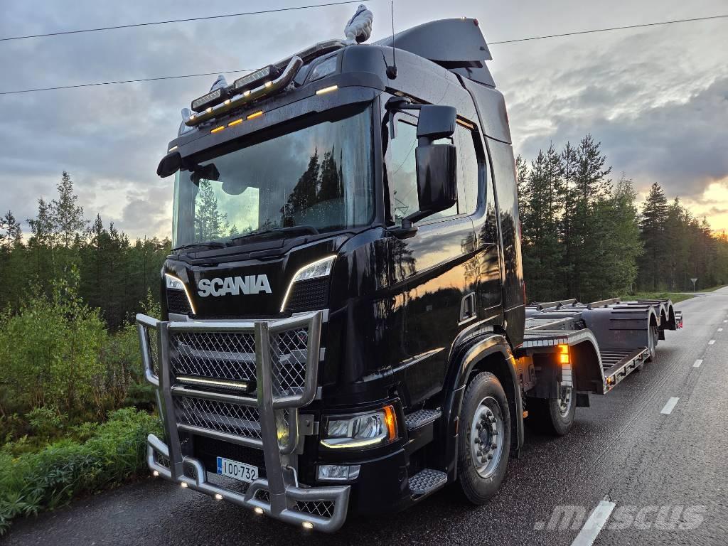 Scania R 450 Kamioni za prevoz šumarskih mašina