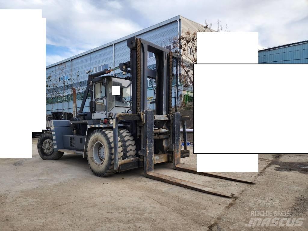 Kalmar DCE 330-12 Dizelski viljuškari