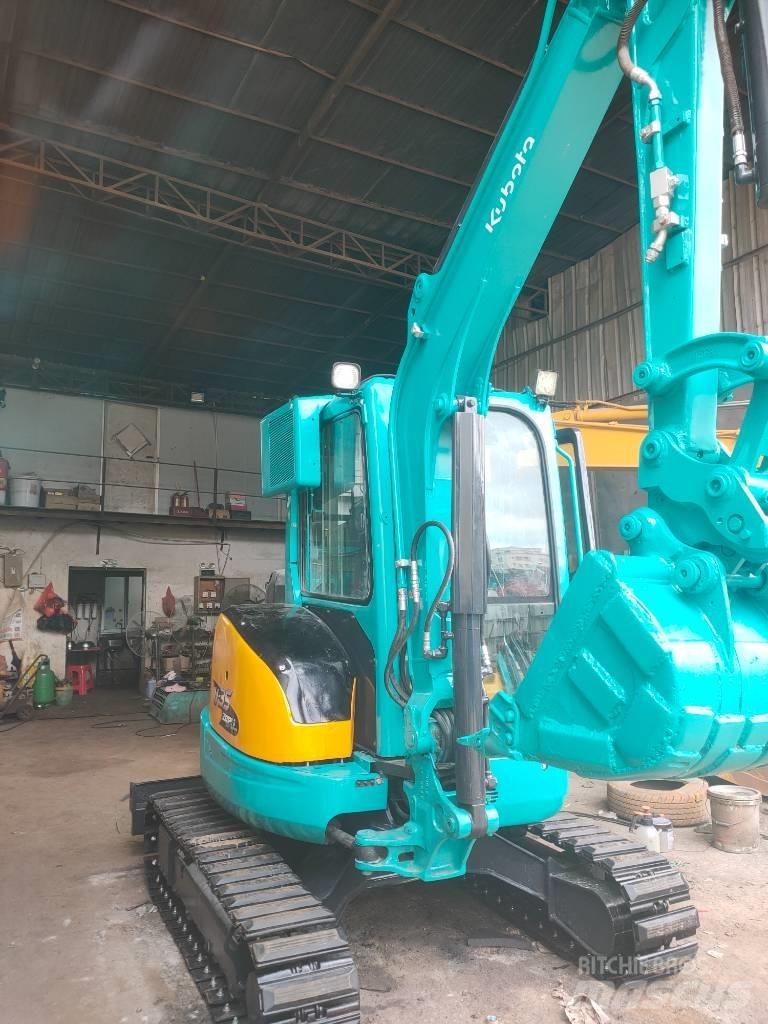 Kubota U 35 Bageri guseničari