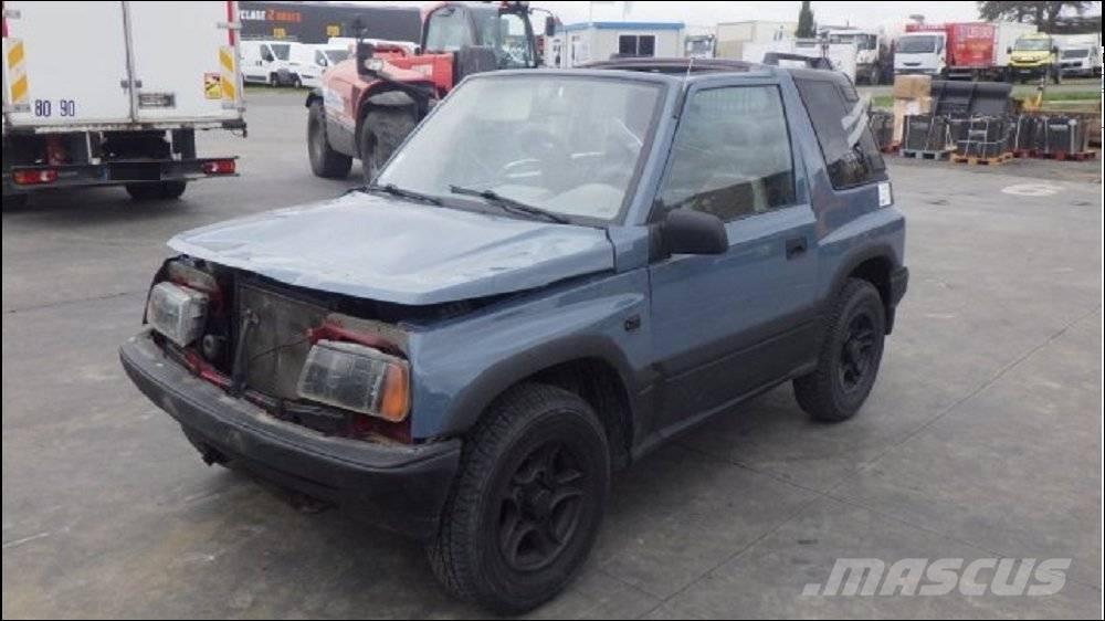 Suzuki Vitara 1 Automobili