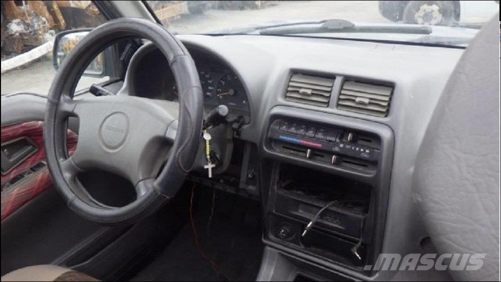 Suzuki Vitara 1 Automobili